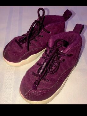 Nike Air Jordan sneakers bordeaux red suede toddler kids size 8c girls or boys